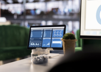 Lifelong Learning: The Competitive Edge Every Data Scientist Needs